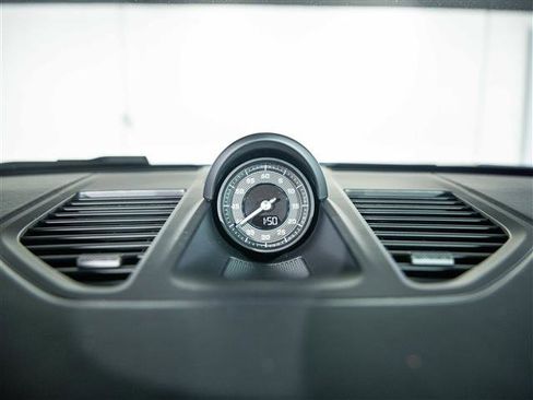 Certified 2025 Porsche 911 Carrera image 29