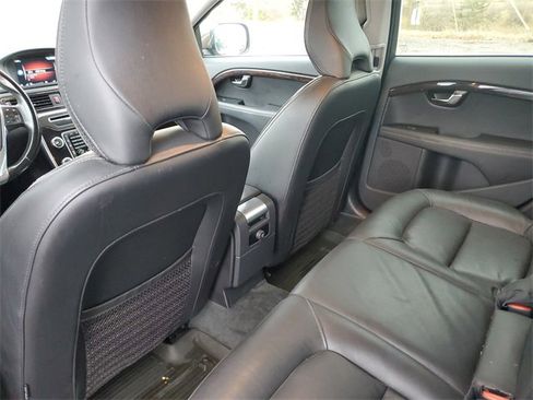 Used 2016 Volvo XC70 T5 Premier w/ Proximity Package image 10