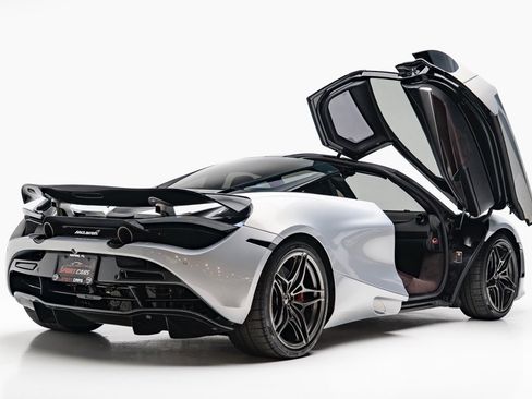 Used 2018 McLaren 720S Performance image 9