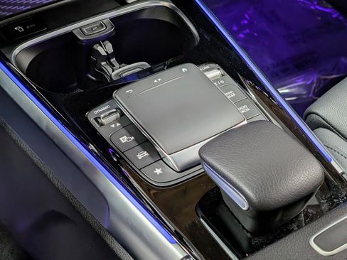 Used 2023 Mercedes-Benz EQB 250+ w/ Exclusive Package image 25