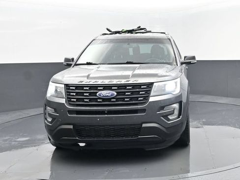 Used 2017 Ford Explorer Sport AWD/4WD image 28