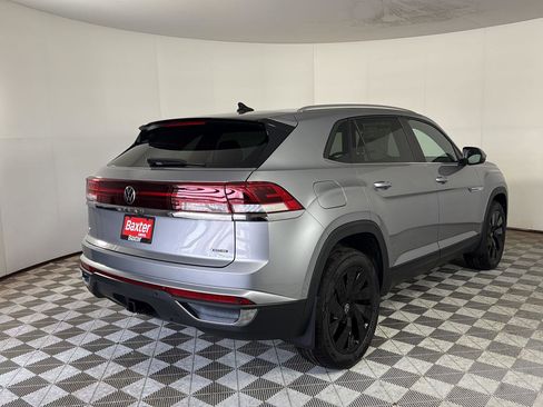 New 2026 Volkswagen Atlas Cross Sport SE AWD/4WD image 9