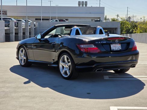 Used 2013 Mercedes-Benz SLK 250 w/ Premium I Pkg image 5