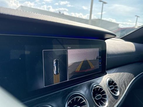 Used 2018 Mercedes-Benz E 400 4MATIC Coupe image 18