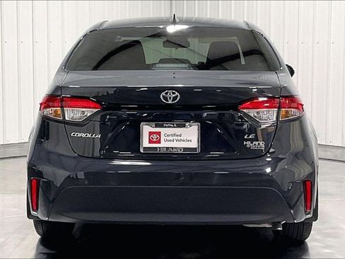 Certified 2026 Toyota Corolla LE FWD image 4