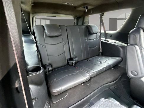 Used 2020 Cadillac Escalade ESV Platinum AWD/4WD image 28