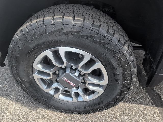 Used 2024 GMC Sierra 2500 SLE w/ Snow Plow Prep/Camper Package AWD/4WD image 17