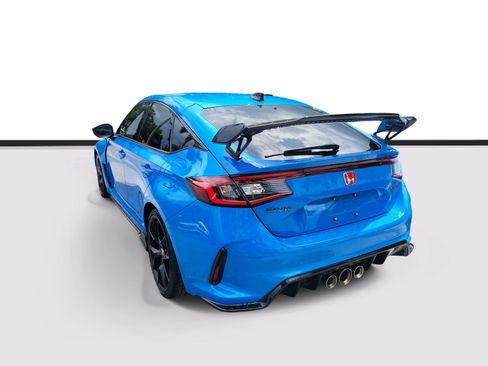 Used 2023 Honda Civic Type R image 3