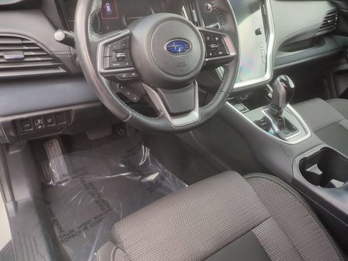 Used 2022 Subaru Outback Premium AWD/4WD image 9