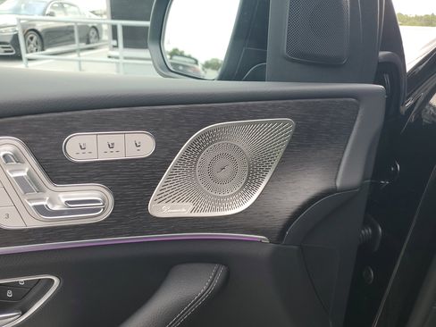 New 2026 Mercedes-Benz GLS 580 4MATIC image 21