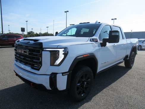 New 2026 GMC Sierra 2500 AT4 w/ AT4 Premium Plus Package AWD/4WD image 4