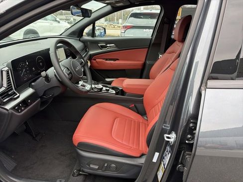 New 2025 Kia Sportage SX Prestige image 9