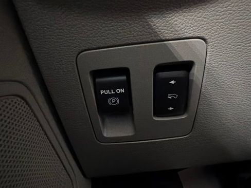 Used 2018 Ford F150 XLT w/ Equipment Group 301A Mid AWD/4WD image 28