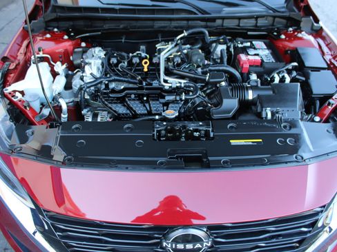 Used 2024 Nissan Altima 2.5 SV image 43