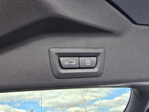 New 2026 BMW X5 xDrive40i w/ Executive Package image 10