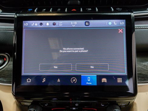 Used 2023 Jeep Grand Cherokee 4WD 4xe image 24