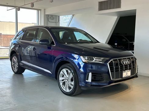 Used 2022 Audi Q7 Premium Plus image 3