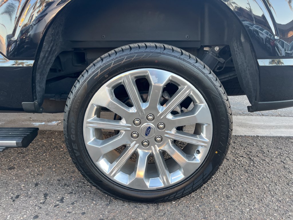 Used 2022 Ford F150 Limited AWD/4WD image 41