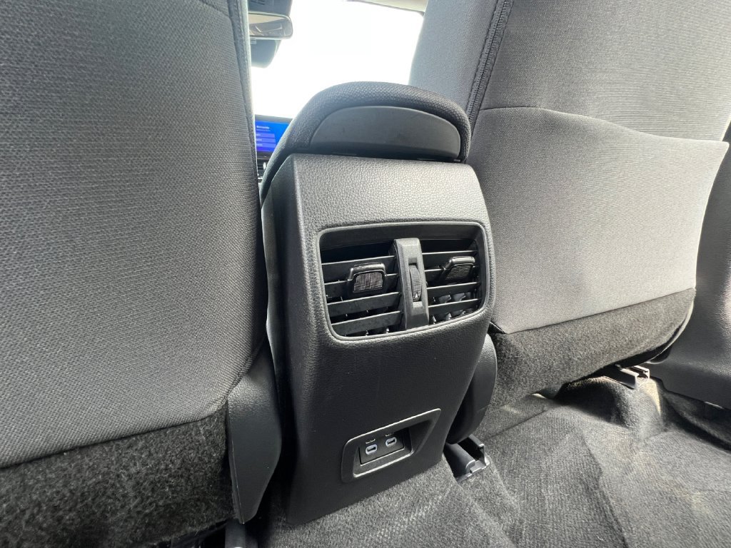 Used 2025 Toyota Corolla Cross LE FWD image 26