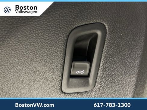 New 2026 Volkswagen Atlas Cross Sport SEL image 30