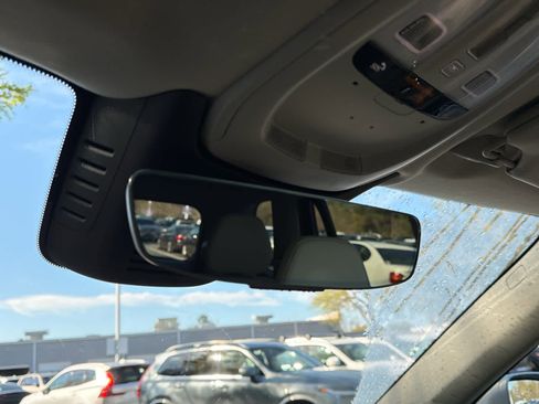 Certified 2023 Volvo XC90 T8 Ultimate w/ Protection Package image 33