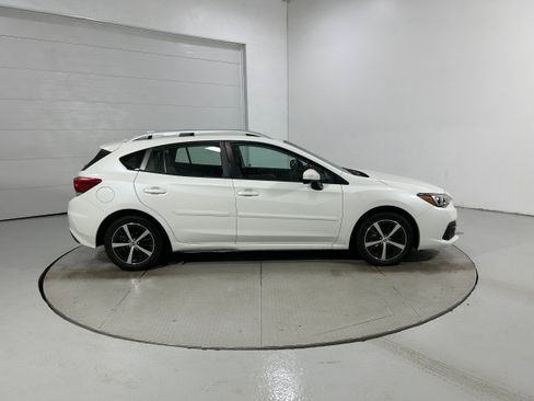 Used 2021 Subaru Impreza 2.0i Premium AWD/4WD image 33