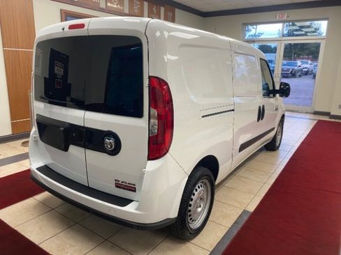Used 2022 RAM ProMaster City Wagon image 3