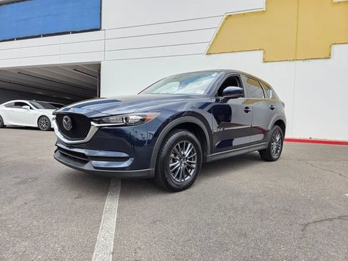 Used 2019 MAZDA CX-5 Touring FWD image 2