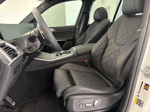 Used 2026 BMW X5 xDrive50e w/ M Sport Package AWD/4WD image 5