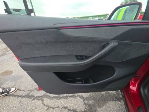 Used 2026 Tesla Model Y AWD image 13