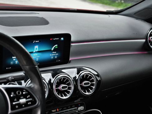 Used 2019 Mercedes-Benz A 220 A 220 4MATIC Sedan 4D image 11