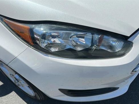 Used 2017 Ford Fiesta SE FWD image 31