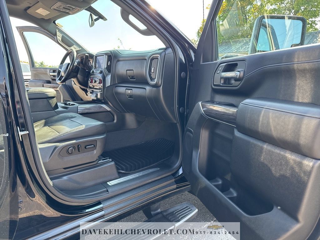 Used 2020 Chevrolet Silverado 2500 LTZ w/ LTZ Convenience Package AWD/4WD image 26