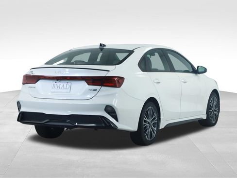 Used 2024 Kia Forte GT-Line FWD image 11