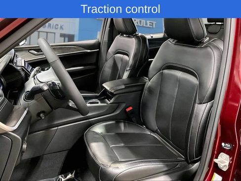 Used 2024 Jeep Grand Cherokee Limited w/ Luxury Tech Group II AWD/4WD image 22