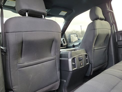 Used 2016 Ford F150 XLT w/ Equipment Group 302A Luxury image 11