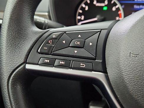 Used 2023 Nissan Altima 2.5 SV image 23