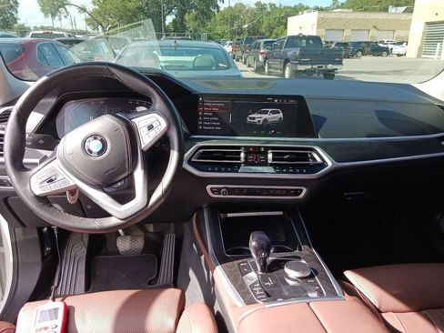 Used 2022 BMW X7 xDrive40i w/ Luxury Seating Package AWD/4WD image 7