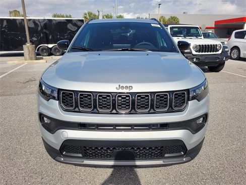 New 2026 Jeep Compass Latitude image 18