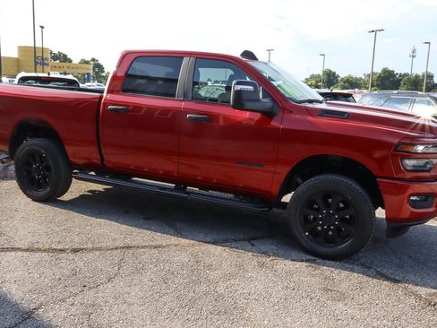 Used 2026 RAM 2500 Big Horn AWD/4WD image 3