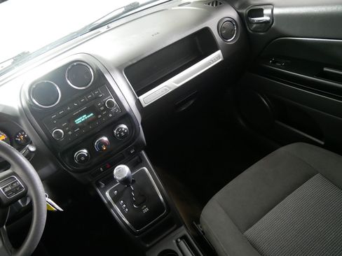 Used 2017 Jeep Compass Sport w/ Power Value Group AWD/4WD image 11