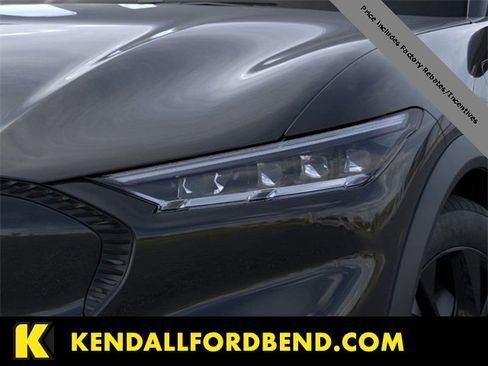 Used 2024 Ford Mustang Mach-E Select w/ Comfort Package Lite image 18