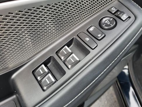 Used 2022 Acura MDX SH-AWD w/ Technology Package image 18