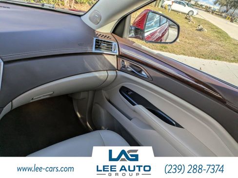 Used 2016 Cadillac SRX Luxury image 15