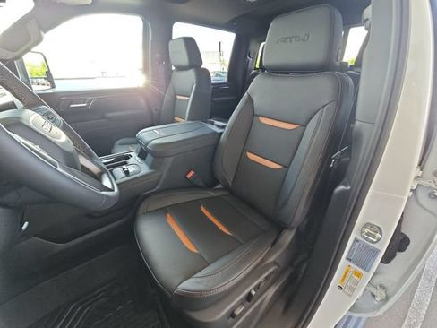 New 2026 GMC Sierra 2500 AT4 w/ AT4 Premium Plus Package AWD/4WD image 18