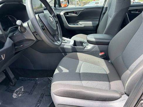Certified 2025 Toyota RAV4 XLE FWD image 11