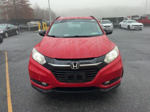 Used 2018 Honda HR-V LX image 10