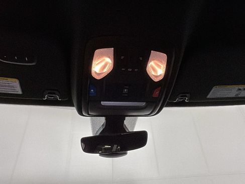 Used 2023 RAM 1500 Big Horn AWD/4WD image 25