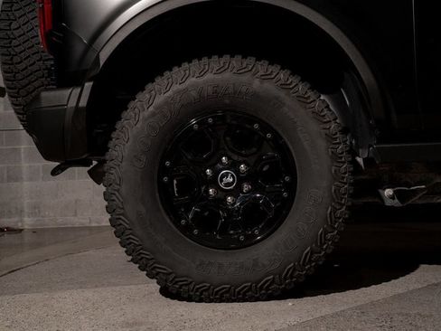 Used 2024 Ford Bronco Badlands AWD/4WD image 23