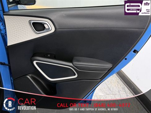 Used 2023 Kia Soul GT-Line FWD image 37
